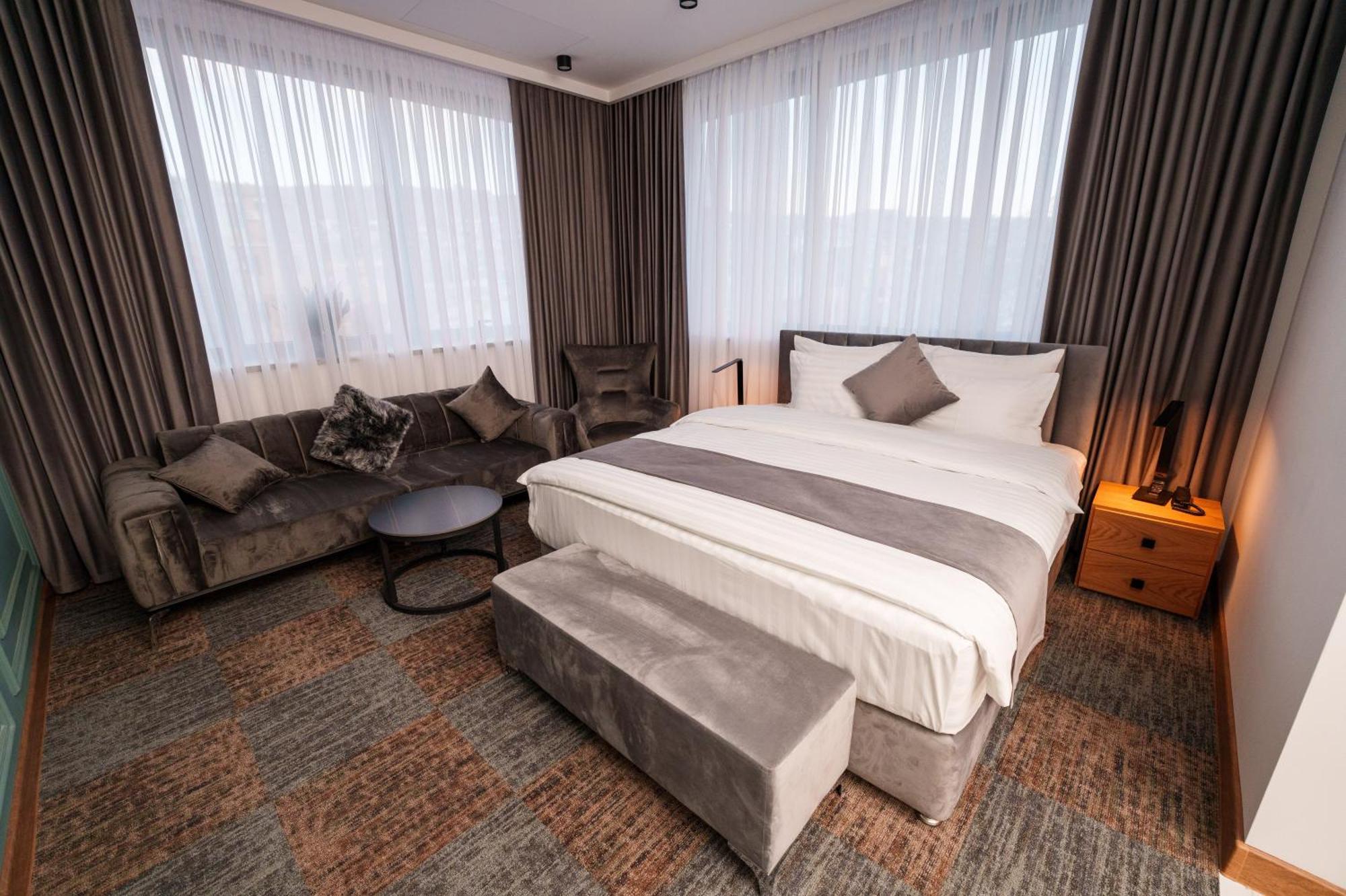 יירבאן Revive Boutique Hotel מראה חיצוני תמונה