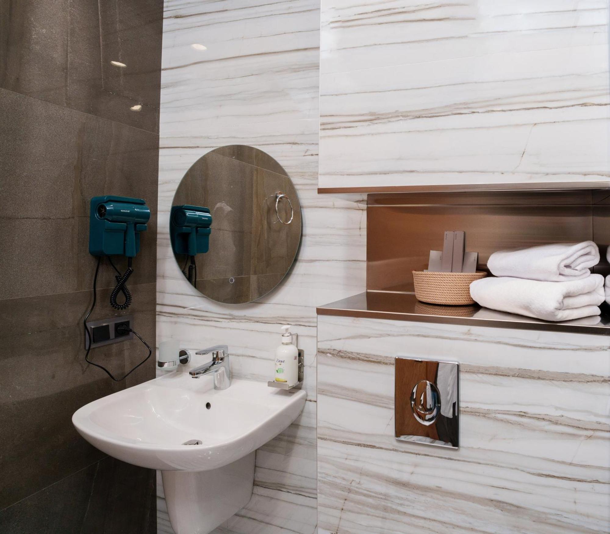 יירבאן Revive Boutique Hotel מראה חיצוני תמונה