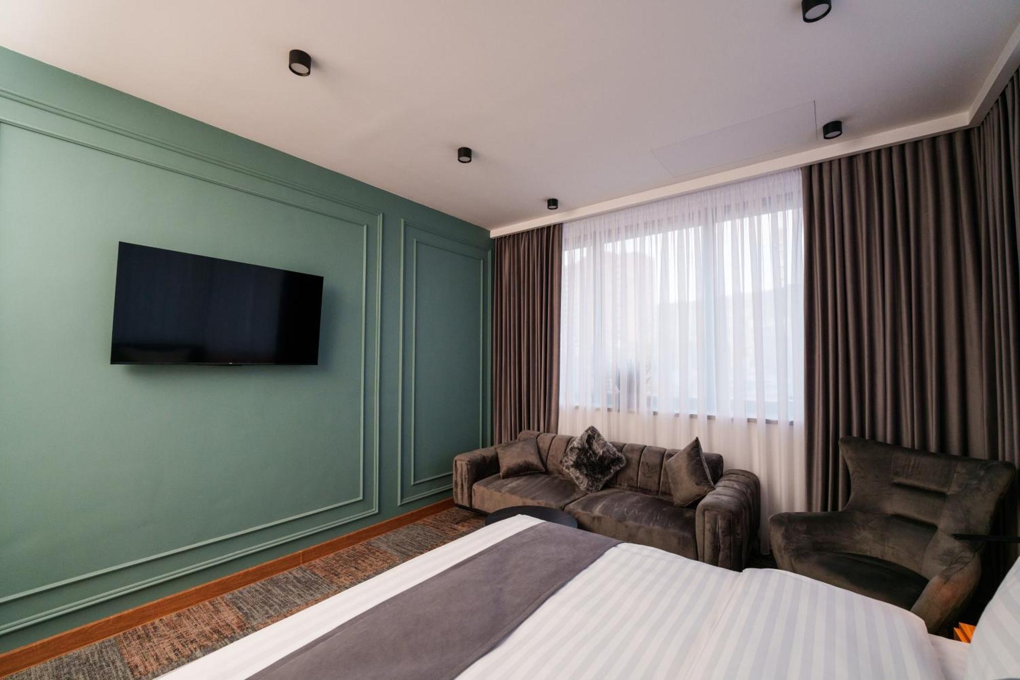 יירבאן Revive Boutique Hotel חדר תמונה