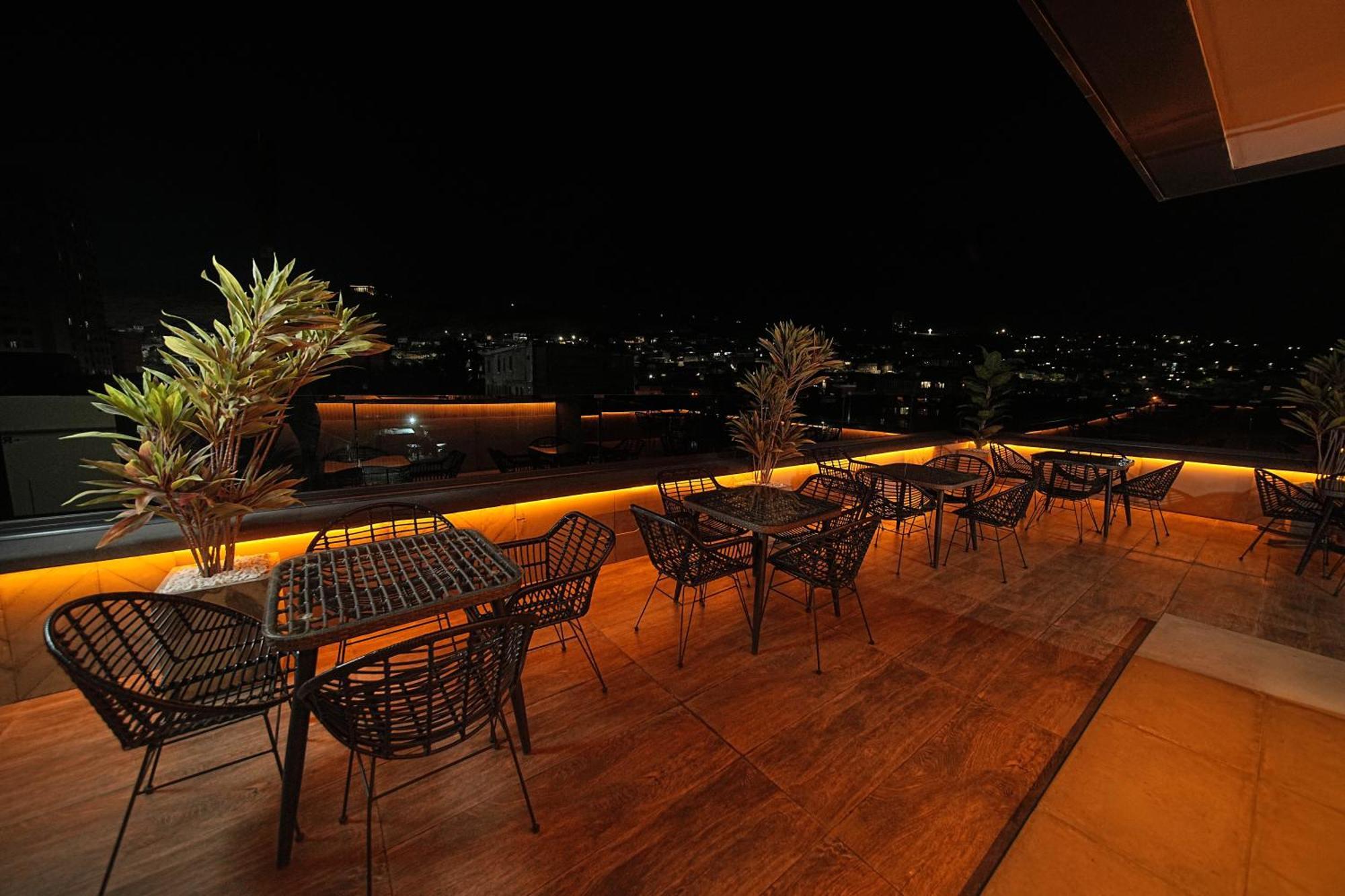 יירבאן Revive Boutique Hotel מראה חיצוני תמונה